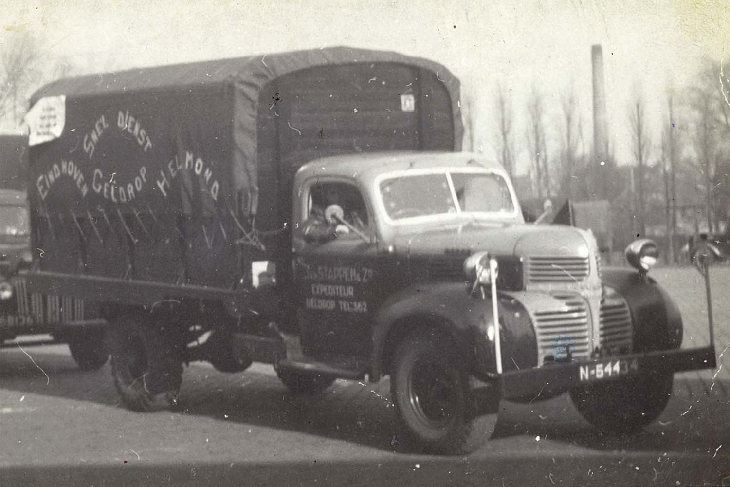 Van der Stappen uitvaartverzorging_100 jaar_1955_Beginjaren
