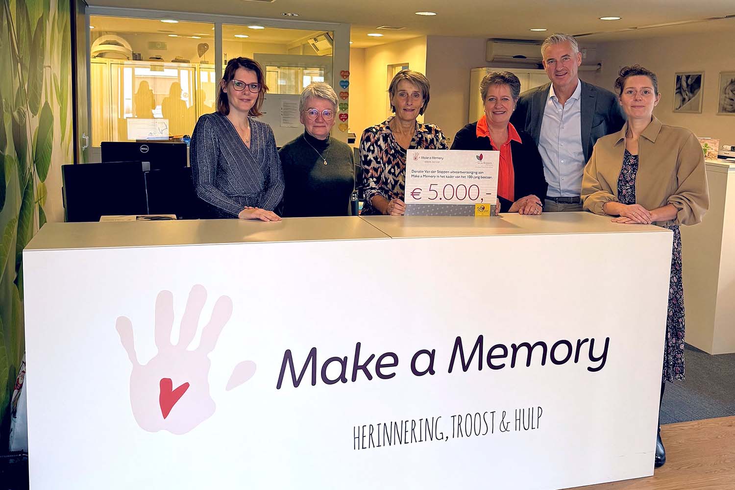 Van-der-Stappen-uitvaartverzorging-Schenkingen-jubileumviering-Make-a-wish-Hospice-Het-Baken